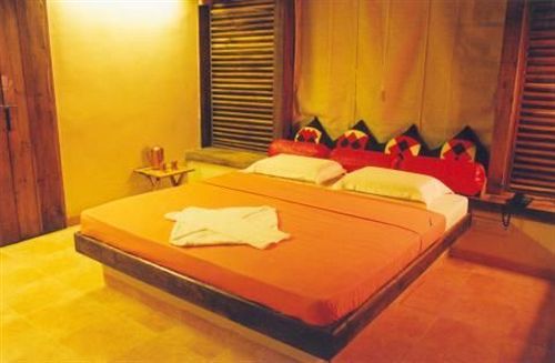 Wildernest Nature Resort Chorla Bagian luar foto